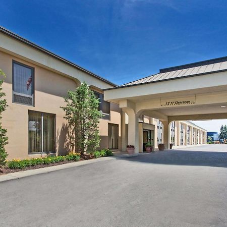 فندق Baymont By Wyndham Southfield/Detroit المظهر الخارجي الصورة