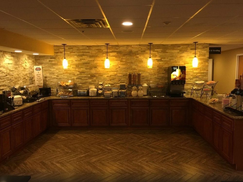 فندق Baymont By Wyndham Southfield/Detroit المظهر الخارجي الصورة